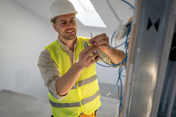 Best Emergency Electrical Repair  in Huron, SD